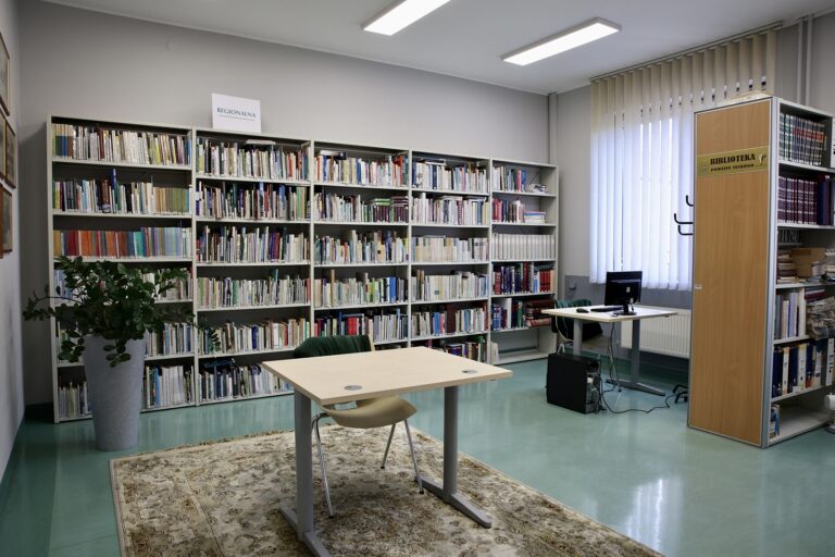 Pokój cichej pracy / Multiteka w Miejskiej Bibliotece Publicznej